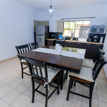 Отель Friendly House Нуэва-Сан-Сальвадор Экстерьер фото