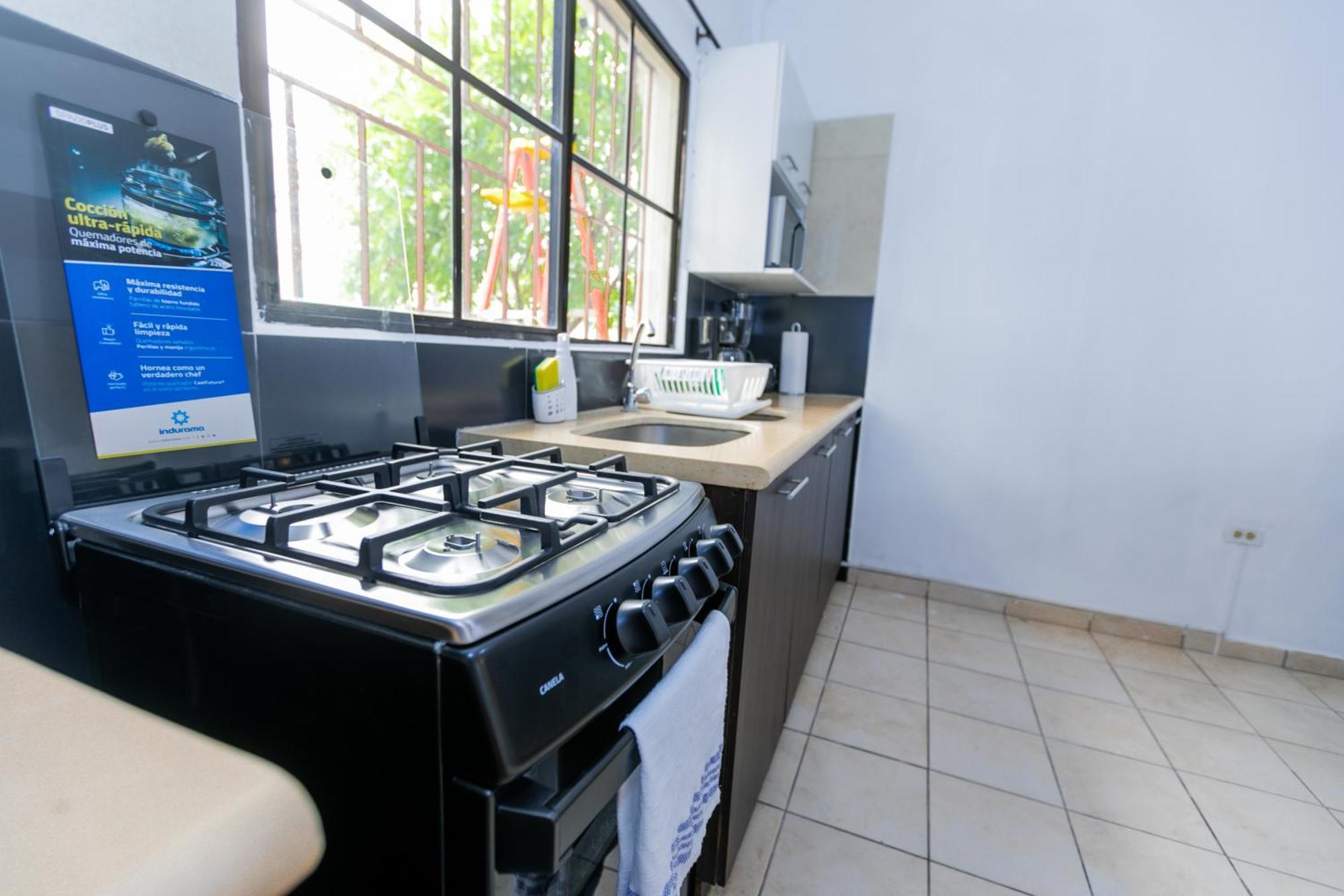 Отель Friendly House Нуэва-Сан-Сальвадор Экстерьер фото