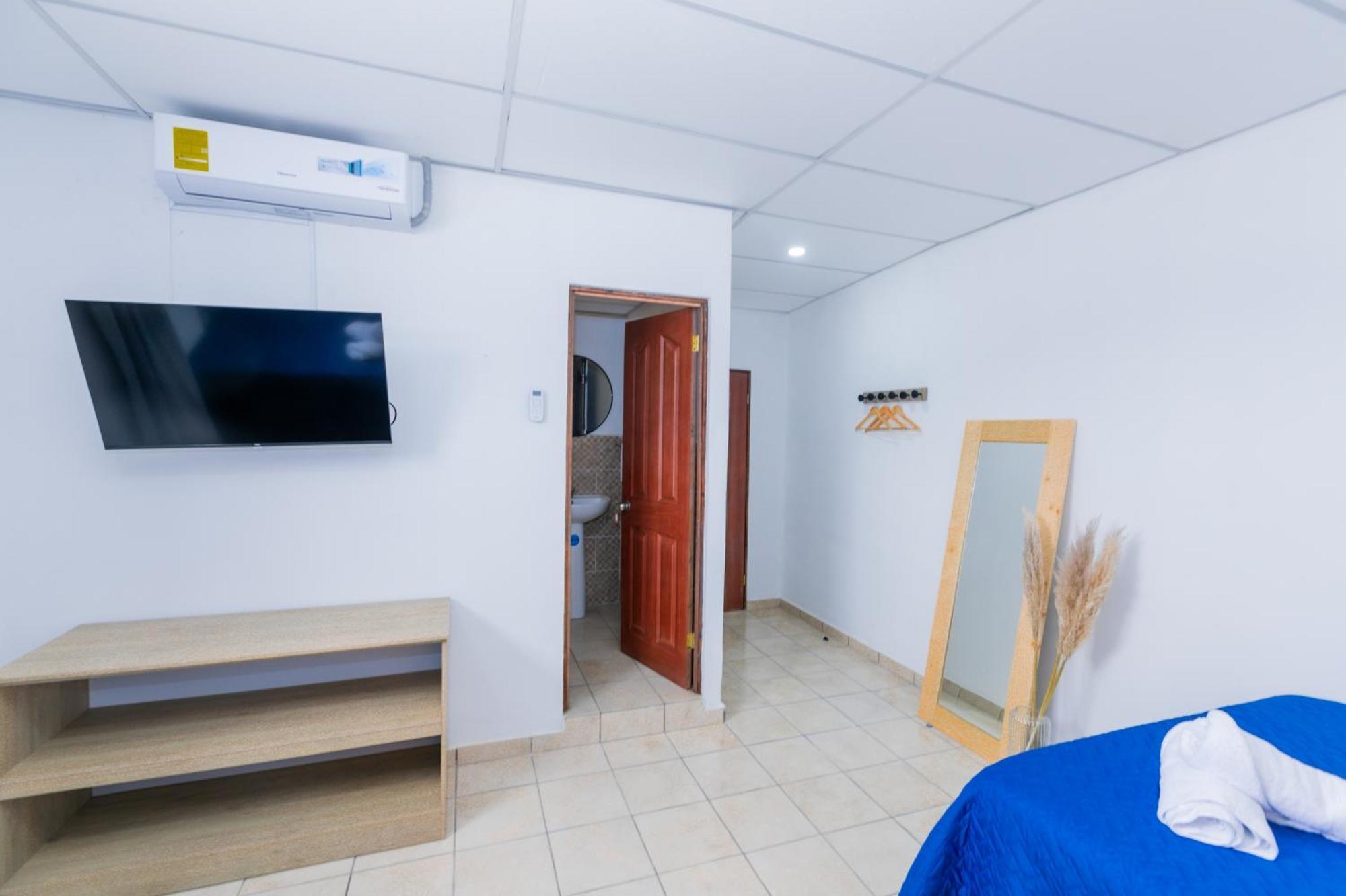 Отель Friendly House Нуэва-Сан-Сальвадор Экстерьер фото